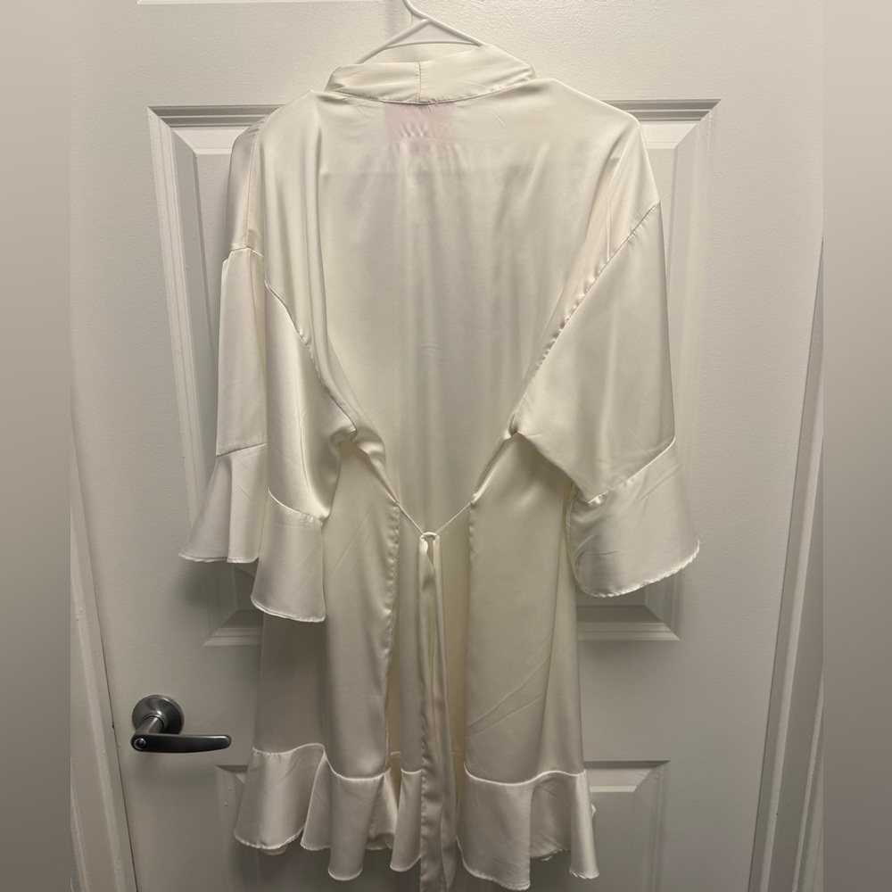 Birdy Grey White Satin Ruffle Robe - Picture 7 of 11